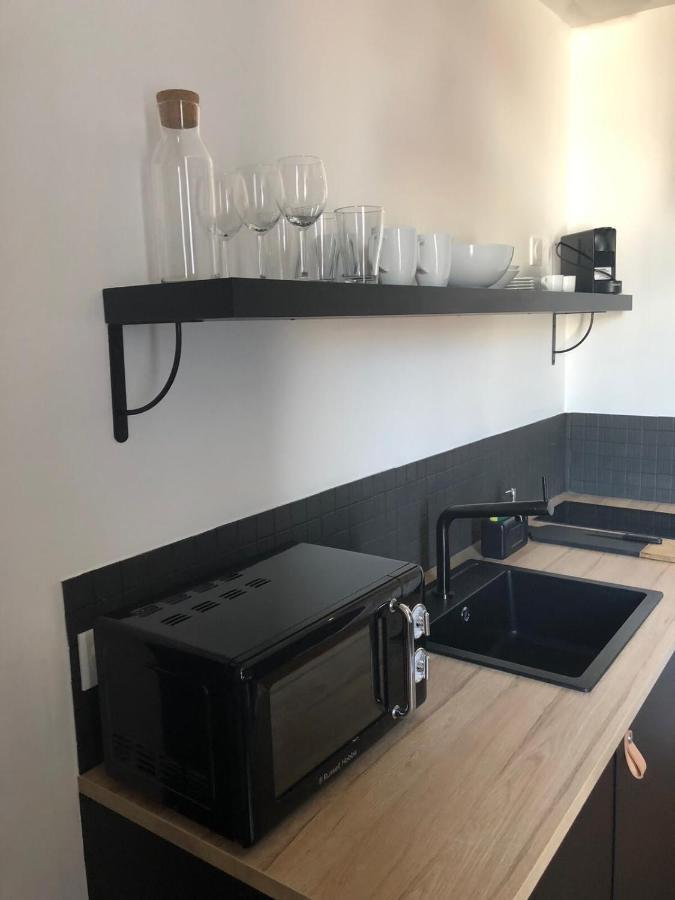 Studio L'Atelier - Metro Valmy - Vaise Lyon Bagian luar foto